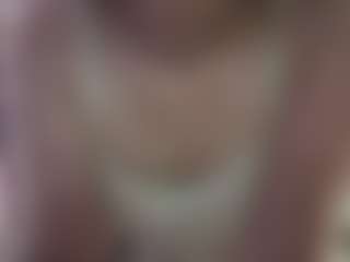 AlysonBetha's Live Sex Cam Show