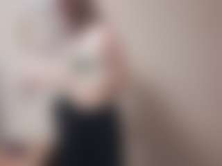 Live cam show with AlysonBetha - Big Tits on Dare Cams