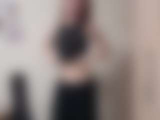 Live cam show with AlysonBetha - Average on Strip Flash - Live Sex Shows
