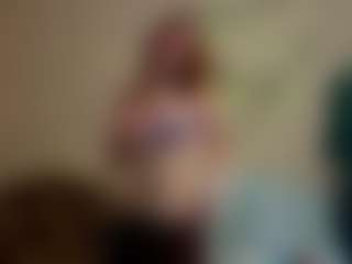 AlysonBetha's Live Sex Cam Show