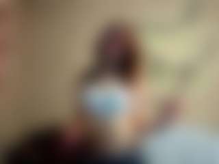 Live cam show with AlysonBetha - Big Tits Small Tits on intimatelivegirls.com