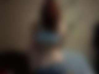 Live cam show with AlysonBetha - Striptease on MyBangCams