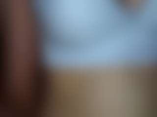 Live cam show with AlysonBetha - Big Tits Small Tits on studioflirtlive.com