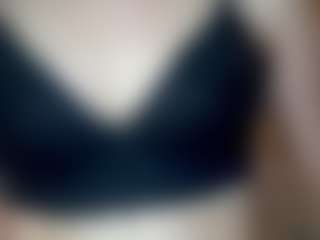 Live cam show with AlysonBetha - Granny on Camsoda