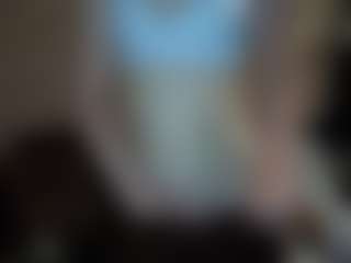 Live cam show with AlysonBetha - Brown Hair on CamClone