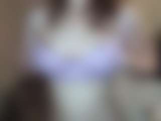 Live cam show with AlysonBetha - Athletic Strip on Camiplay Live