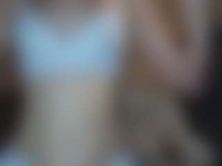 Live cam show with AlysonBetha - Athletic Young Adult on Camsoda