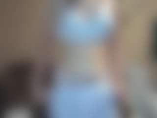 Live cam show with AlysonBetha - Raven Hair on CamwithHer