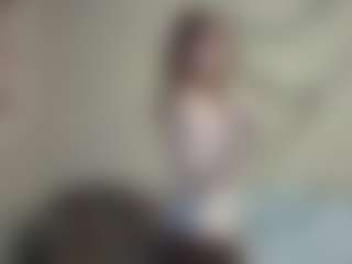 Live cam show with AlysonBetha - College on xDating