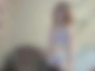Live cam show with AlysonBetha - Brown Hair Teen (18+) on xDating