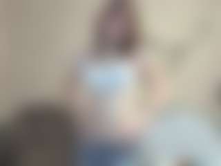 Live cam show with AlysonBetha - Big Tits Small Tits on Camsoda