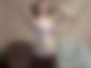 Live cam show with AlysonBetha - Athletic Amateur on Camsoda
