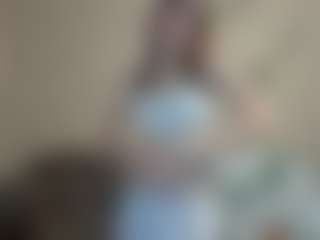 Live cam show with AlysonBetha - Teen (18+) on Camsoda