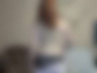Live cam show with AlysonBetha - Big Tits on sexylive.show