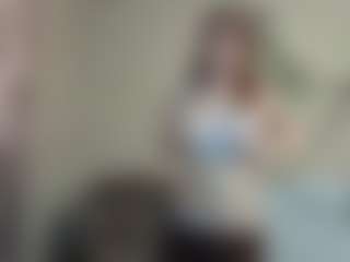 Live cam show with AlysonBetha - Granny Brown Hair on xplaylive.com