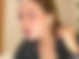 Live cam show with Lesly - College on camwithhim.com