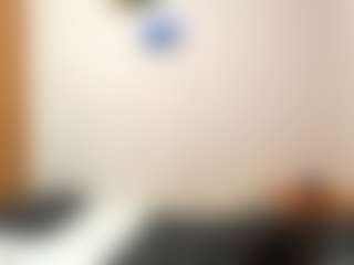 Live cam show with Lesly - Erotic Dance on Camiplay Live