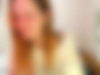 Live cam show with Lesly - New Bedroom on CamClone