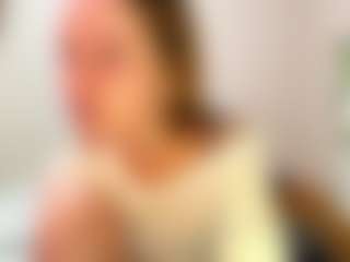 Live cam show with Lesly - New Bedroom on Camsoda