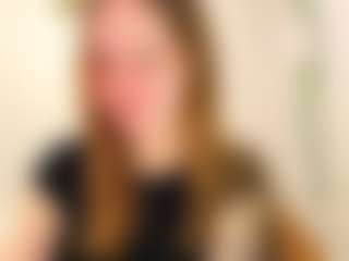 Live cam show with Lesly - Squirt Blonde Hair on Mixed Magazine Live