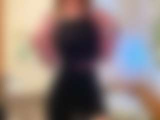 Live cam show with Lesly - Green Eyes on SpunkLive
