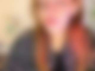 Live cam show with Lesly - Blue Eyes on sexylive.show