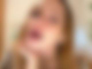 Live cam show with Lesly - Young Adult on Lustler