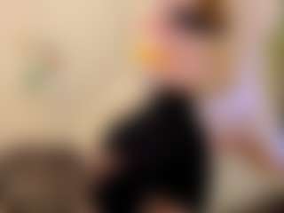 Live cam show with Lesly - Facial Piercings on sexylive.show
