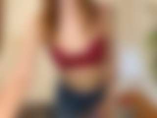 Live cam show with Lesly - Bedroom Blonde Hair on madthumbs