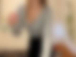 Live cam show with Lesly - Twerk Young Adult on LiveSexCams6