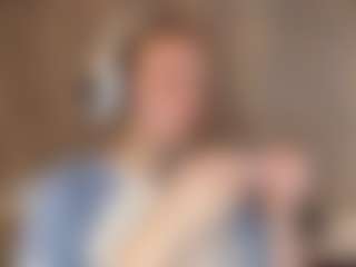 Spettacolo in cam dal vivo con Monika - New Lush su Camsoda