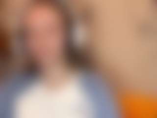 Live cam show with Monika - Ass Clapping on Camsoda