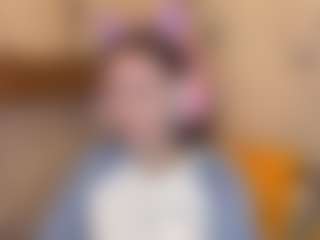 Live cam show with Monika - Average on Soda Cam