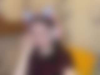 Live cam show with Monika - Mature on madthumbs