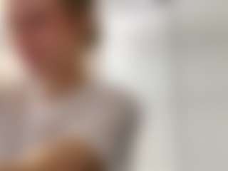 EtsukoHavnen's Live Sex Cam Show