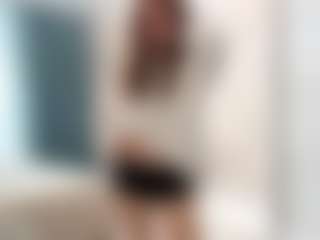 Live cam show with Isabella - New Young Adult on Camsoda