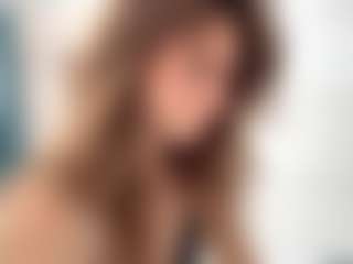 Live cam show with Isabella - College Brown Hair on xxxlivecams.org