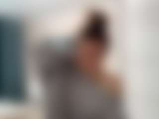 Live cam show with Isabella - Small Tits Brown Hair on xxxlivecams.org