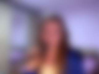 Live cam show with Lissa - New Lovense on Camming Site