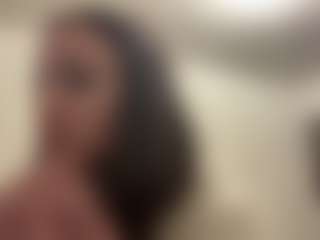 Live cam show with GladyGourdin - Brown Eyes on Camsoda