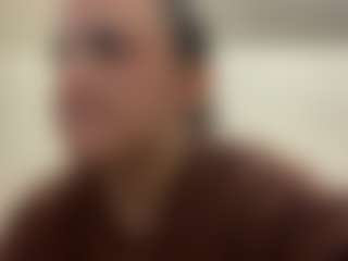 GladyGourdin's Live Sex Cam Show