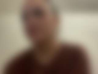 GladyGourdin's Live Sex Cam Show