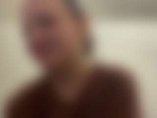GladyGourdin's Live Sex Cam Show