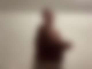 GladyGourdin's Live Sex Cam Show