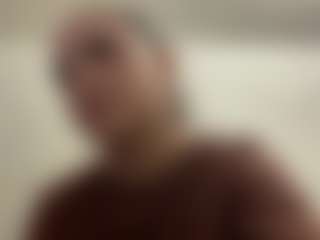 GladyGourdin's Live Sex Cam Show