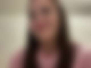 Live cam show with GladyGourdin - Brown Hair on WildCum