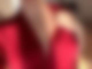 Live cam show with Elsa - Moaning on fuck-show.com