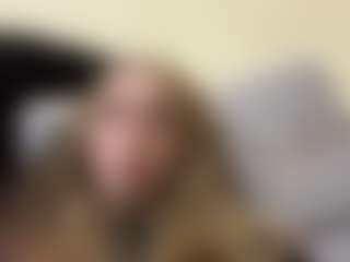 JuleneWenthold's Live Sex Cam Show