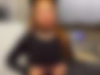 Live cam show with MarquitaDebelak - New Anal on WildCum