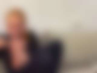 Live-camshow met MarquitaDebelak - Foot Fetish op Camsoda